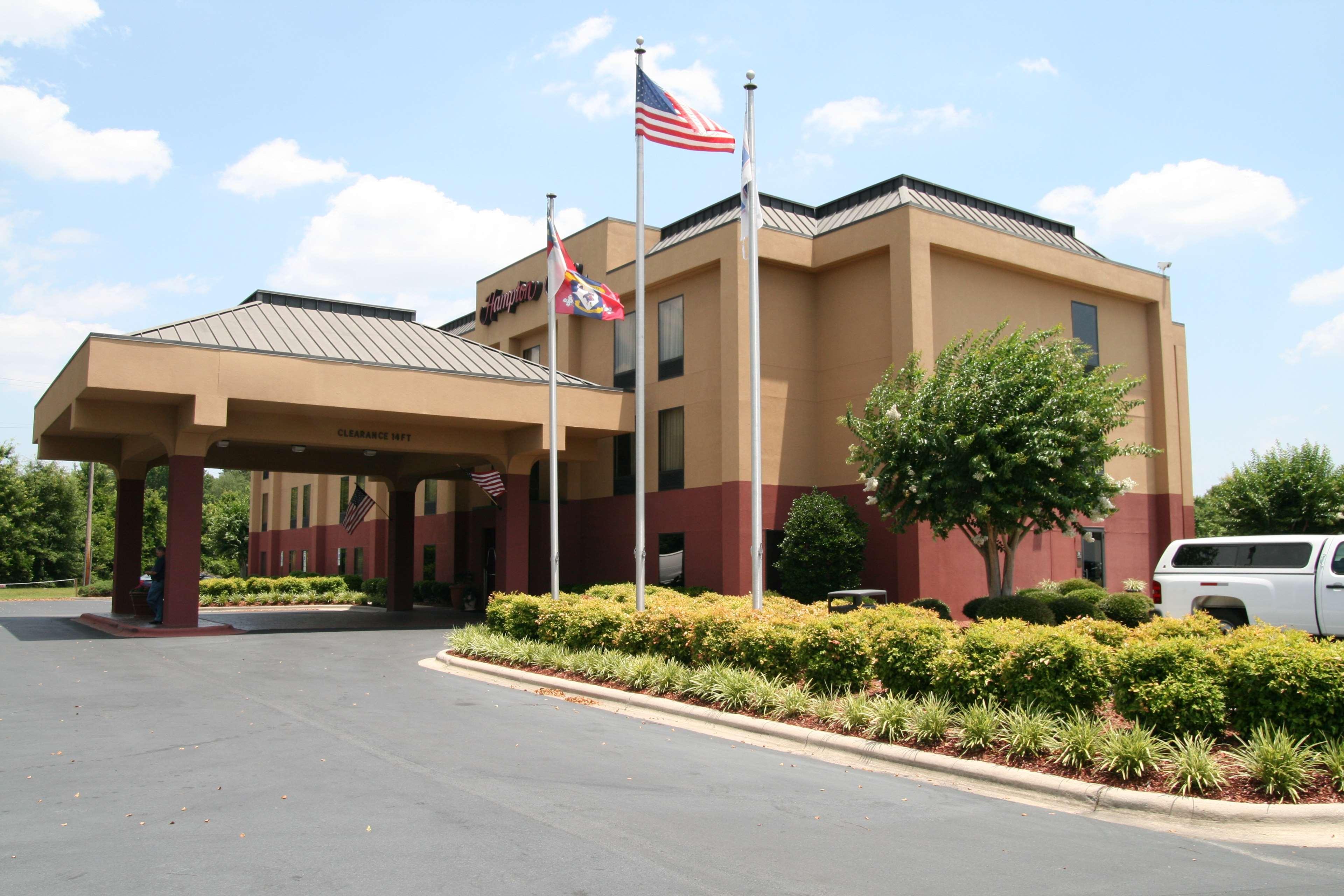Hampton Inn Laurinburg Exterior photo